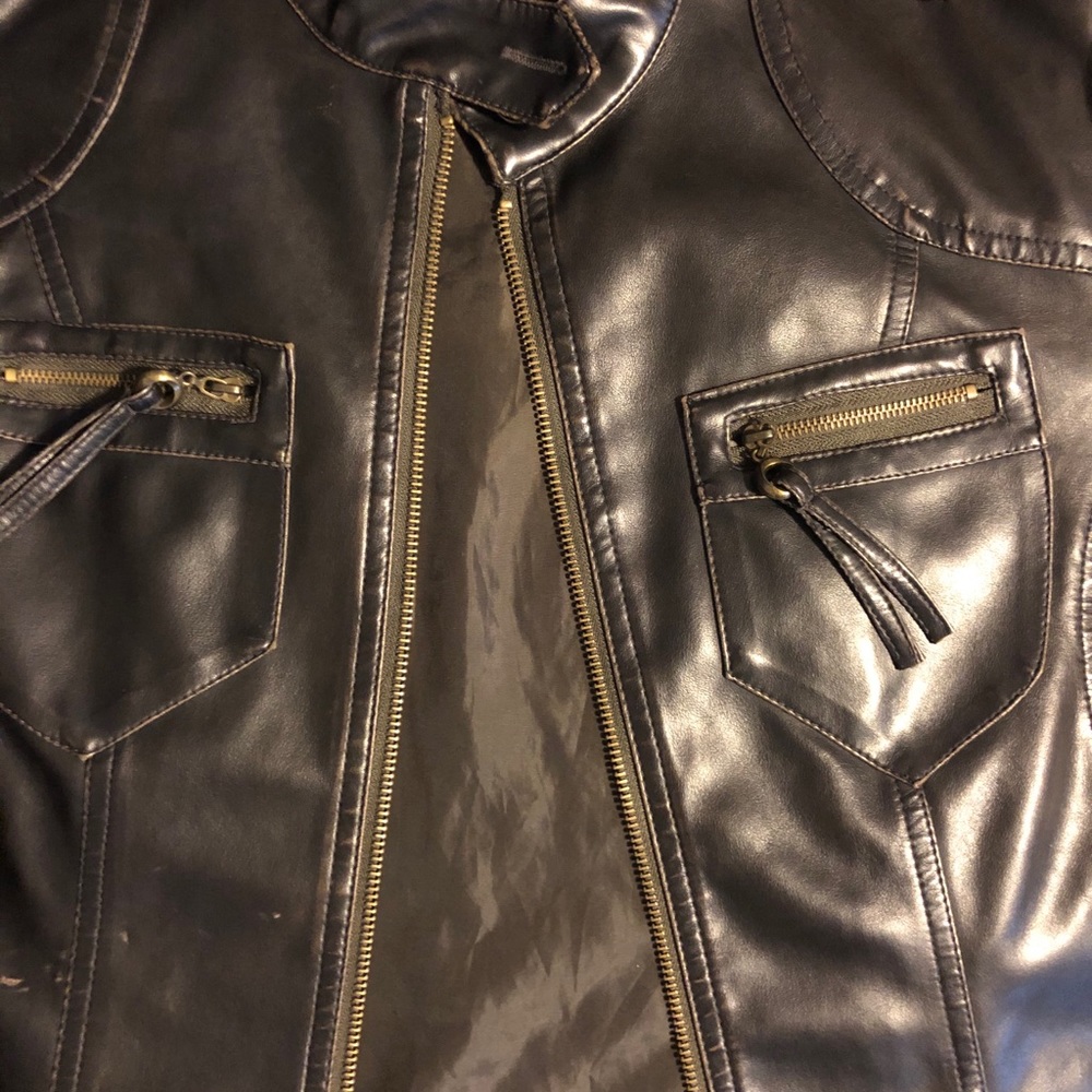 Jacket - Picture 5 of 7